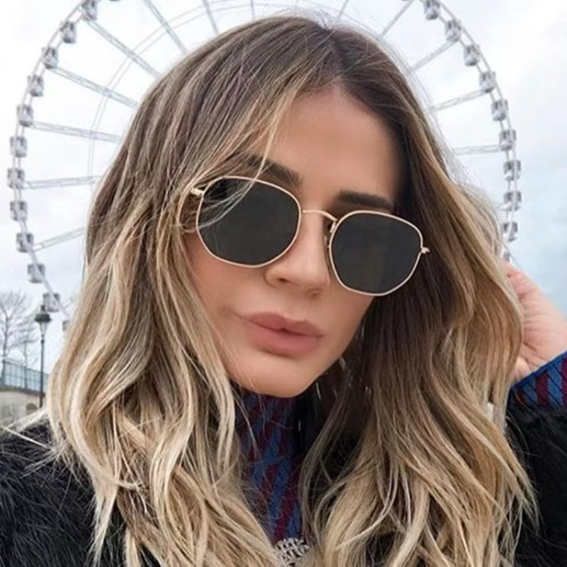 Occhiali da Sole Rotondi Punk  - Designer Sunglasses recensione e prezzo