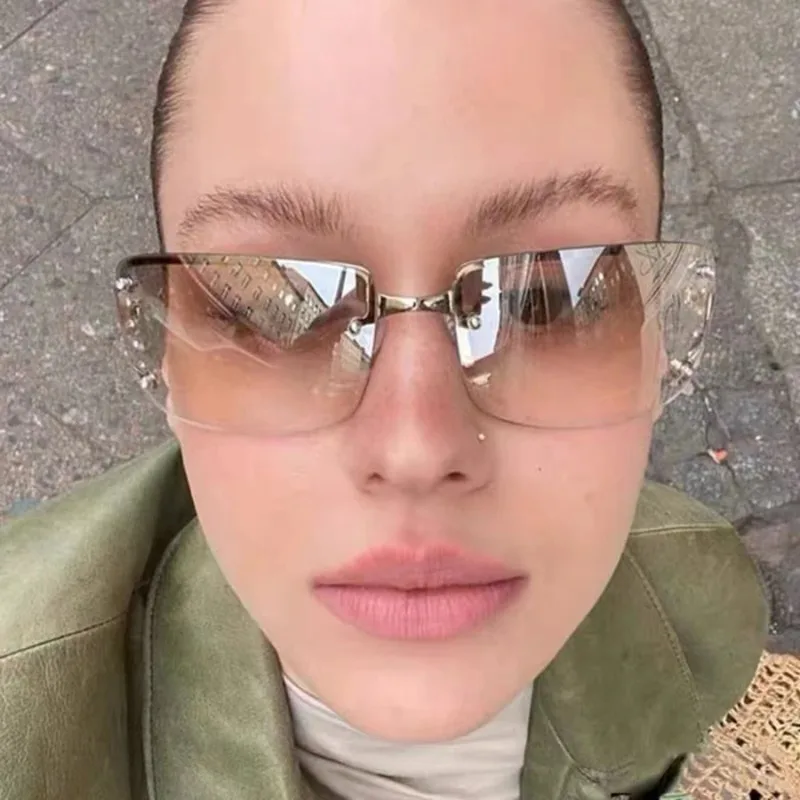 Nuovi Occhiali da Sole da Donn - Designer Sunglasses recensione e prezzo