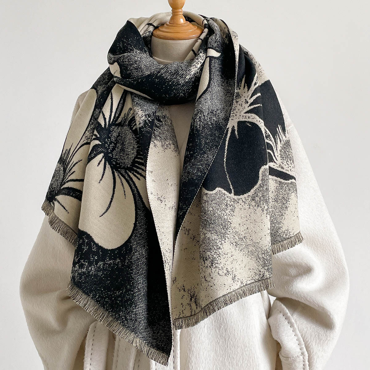 Sciarpa da Donna in Finta Cash - Cashmere Scarf recensione e prezzo