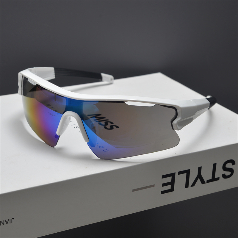 Nuovi occhiali da sole in stil - Sunglasses Uv400 recensione e prezzo